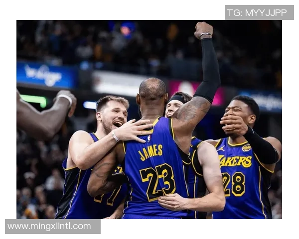 勇士与小牛激战11月18日NBA赛场精彩对决全解析