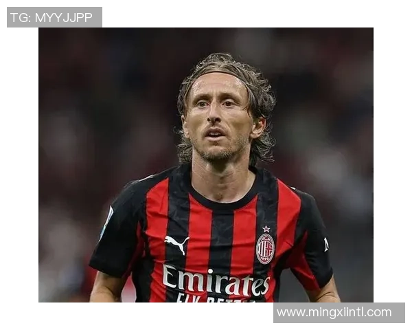 莫德里奇：足球场上的魔术师与永恒的中场指挥官